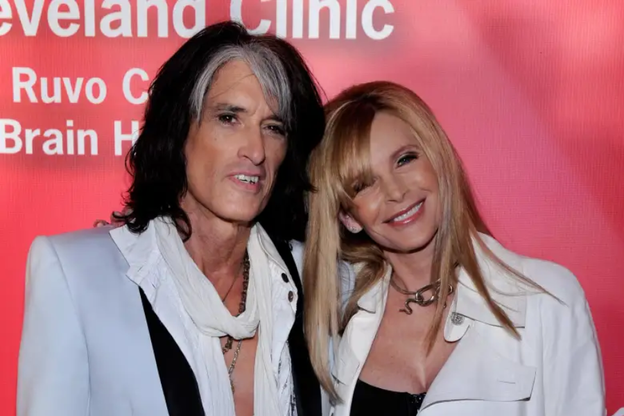 Joe Perry Net Worth: Bio, Age, Height, Family, Wife & More