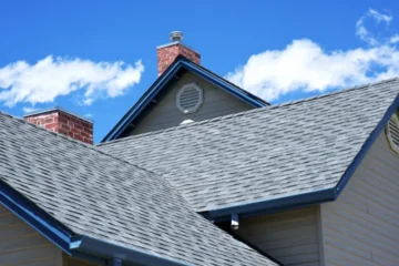 idealroofingandexteriors.com