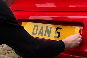 Are Private Number Plates a Good Gift? What Buyers Should Know
