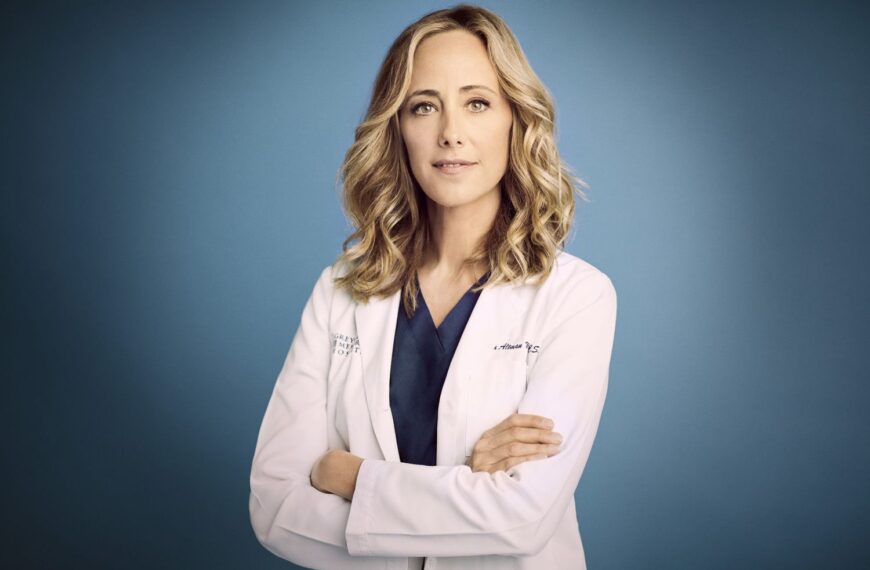 Kim Raver