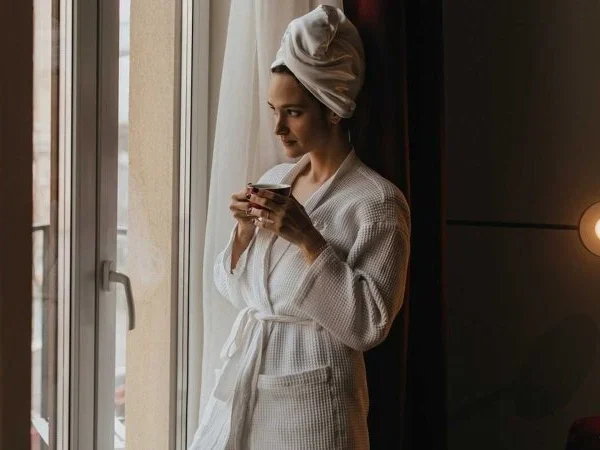 Four Stylish Fabrics for Robes Décontractées That Enhance Relaxation