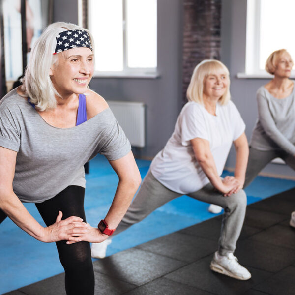 Healthy Aging Blueprint: Preventing Chronic Diseases Through Nutrition, Exercise, Brain Health, Mobility, Bone Strength, and Regular Screenings