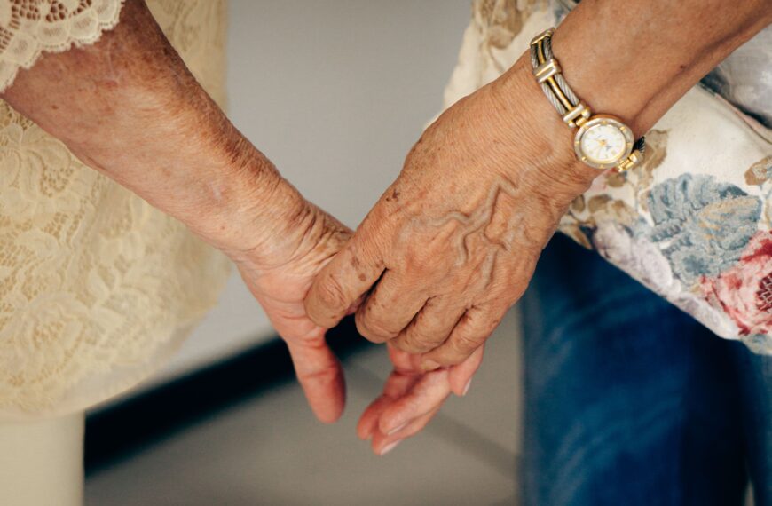 8 Questions to Ask During Your Senior Community Search